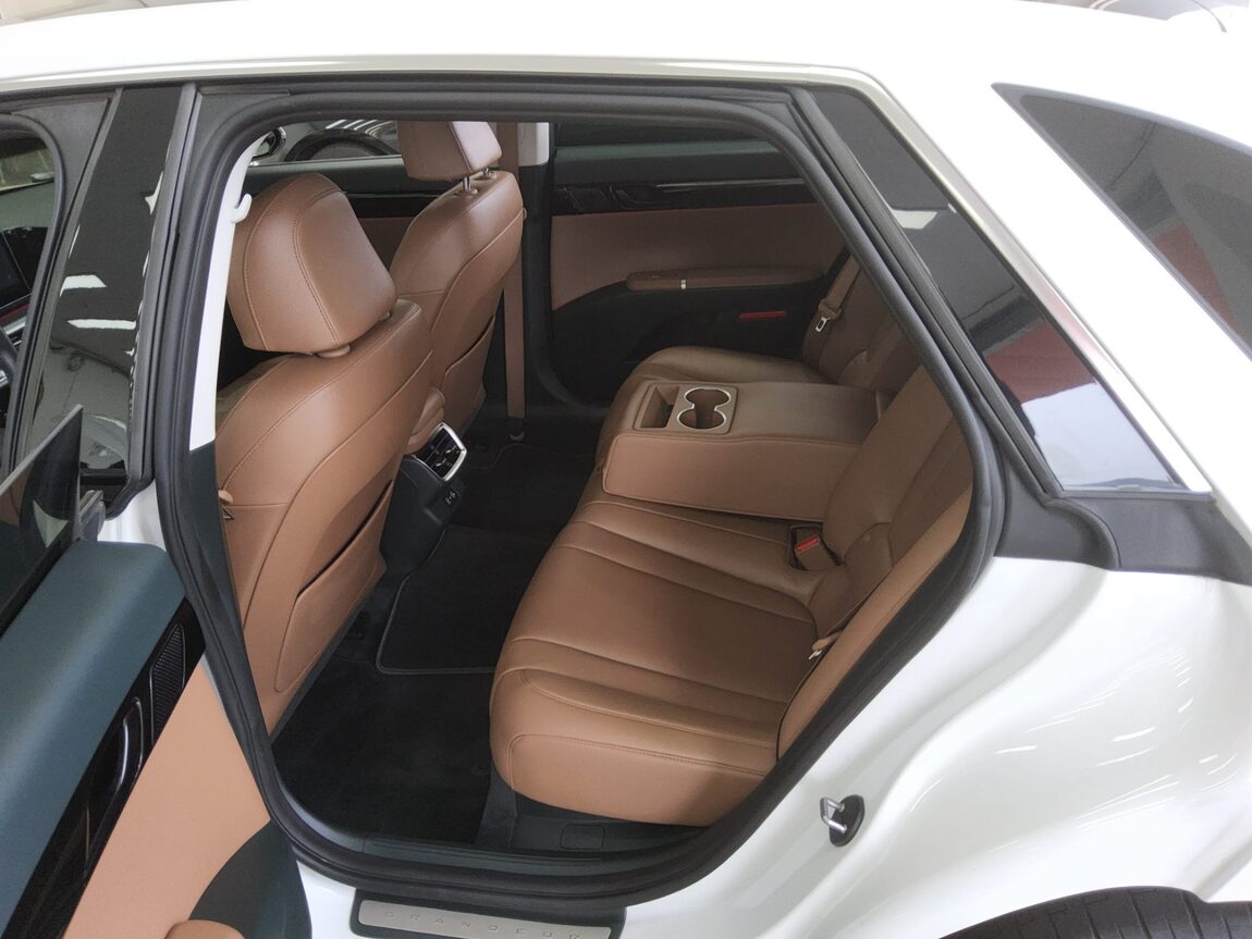 HYUNDAI THE ALL NEW GRANDEUR GASOLINE 2.5 PREMIUM 2023 - zdjęcie 12