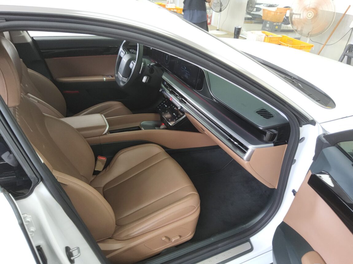 HYUNDAI THE ALL NEW GRANDEUR GASOLINE 2.5 PREMIUM 2023 - zdjęcie 14