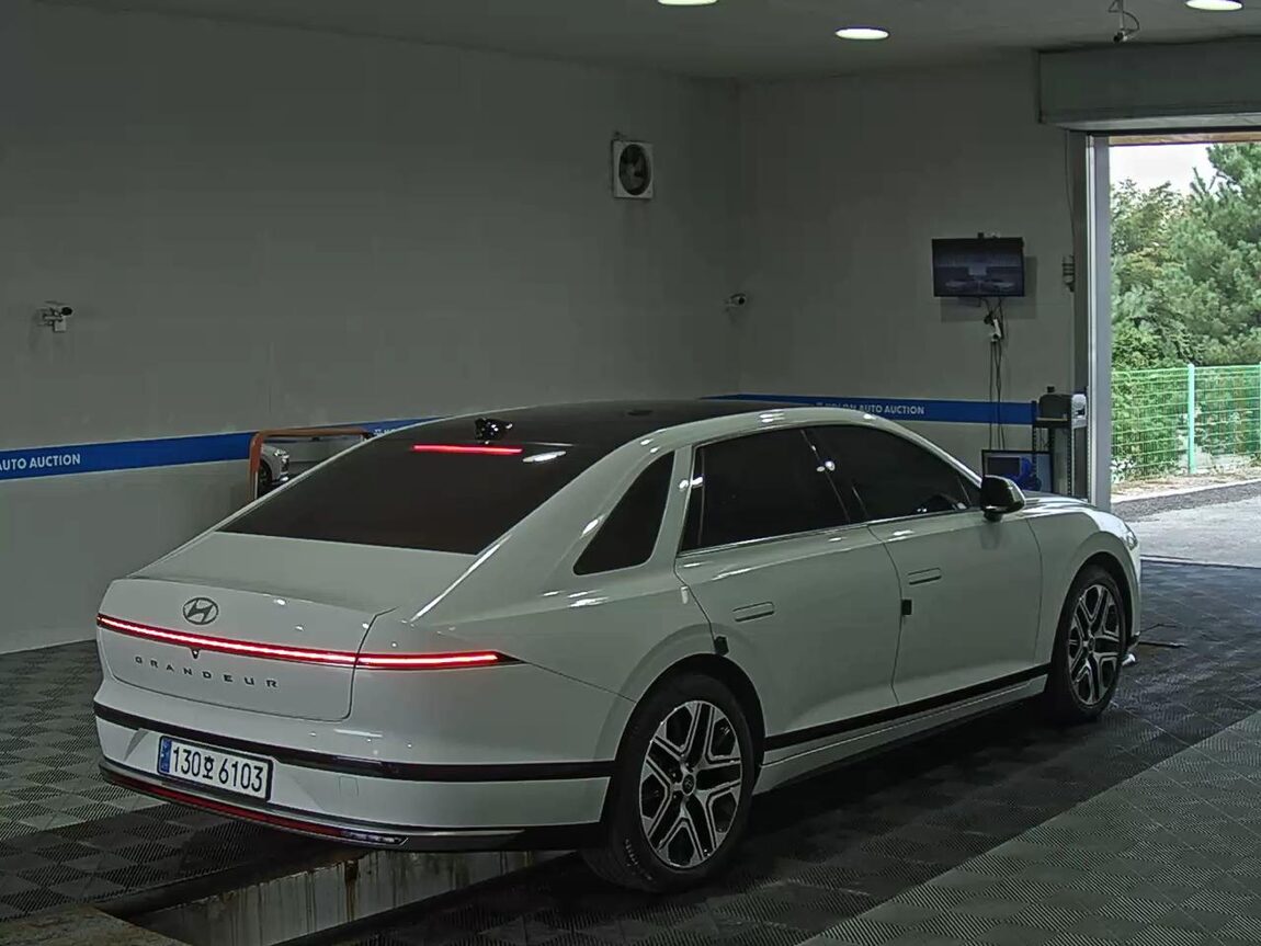 HYUNDAI THE ALL NEW GRANDEUR GASOLINE 2.5 PREMIUM 2023 - zdjęcie 5