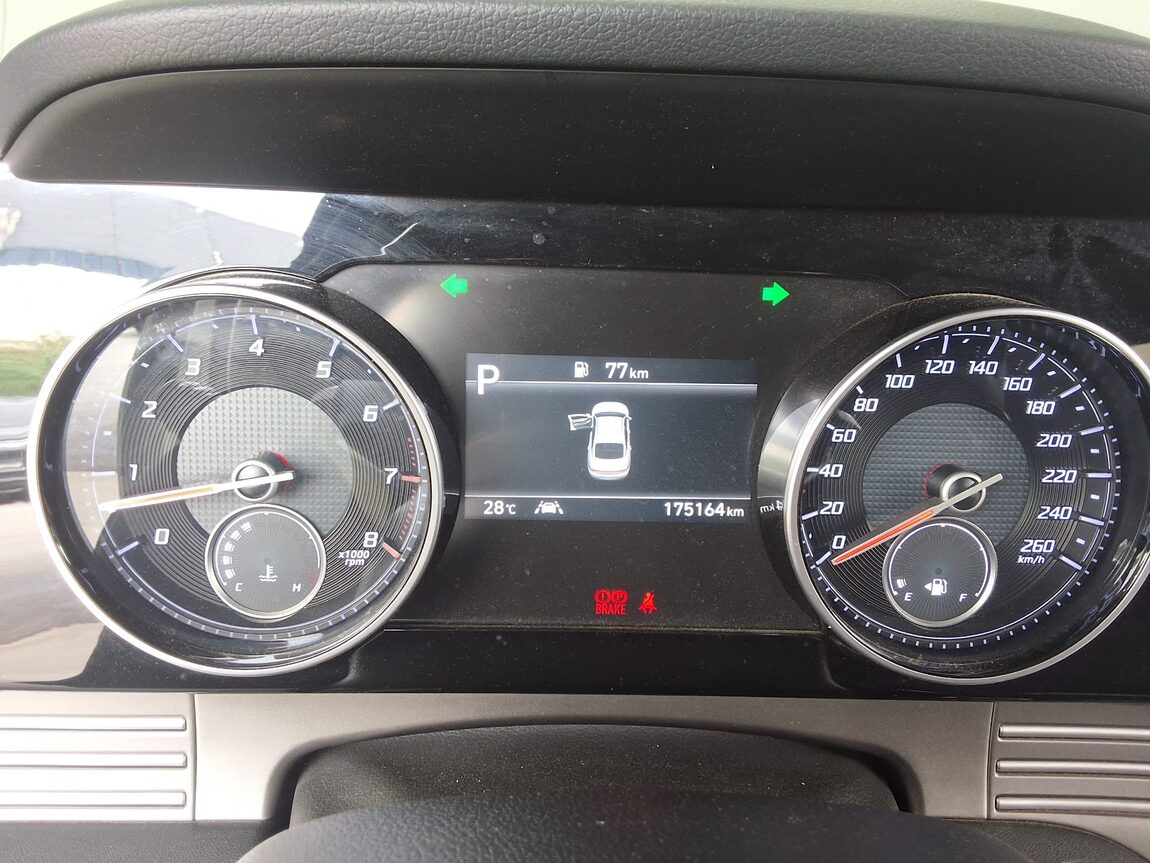 HYUNDAI THE NEW GRANDEUR IG GASOLINE 2.5 PREMIUM CHOICE 2020 - zdjęcie 10