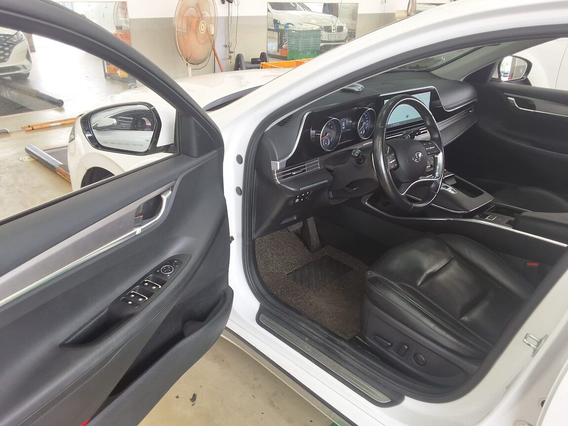 HYUNDAI THE NEW GRANDEUR IG GASOLINE 2.5 PREMIUM CHOICE 2020 - zdjęcie 11
