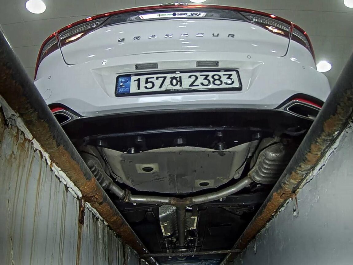 HYUNDAI THE NEW GRANDEUR IG GASOLINE 2.5 PREMIUM CHOICE 2020 - zdjęcie 8