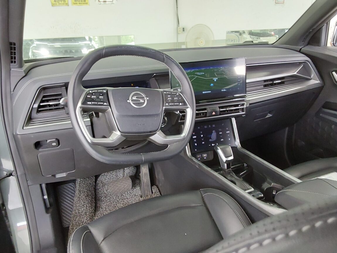 KG MOBILITY (SSANGYONG) TORRES 1.5 GDI-T 2WD T7 2023 - zdjęcie 11