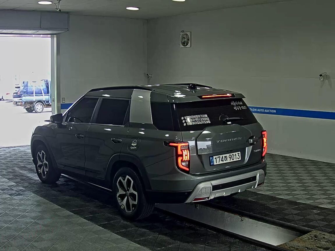 KG MOBILITY (SSANGYONG) TORRES 1.5 GDI-T 2WD T7 2023 - zdjęcie 6