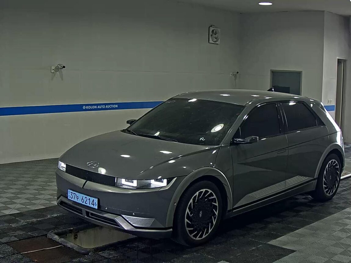 HYUNDAI IONIQ 5 EV 2WD LONG RANGE PRESTIGE 2022 - zdjęcie 2