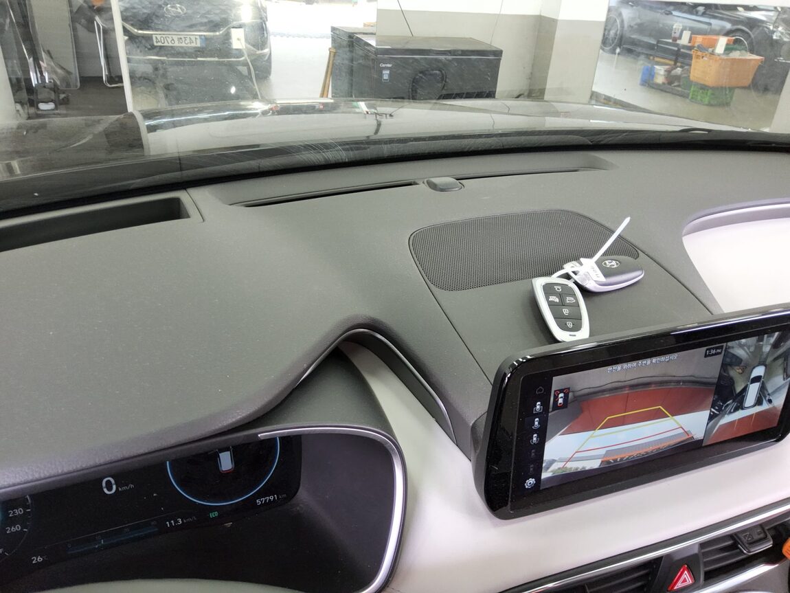 HYUNDAI THE NEW SANTA FE GASOLINE 2.5 2WD CALLIGRAPHY 2023 - zdjęcie 17
