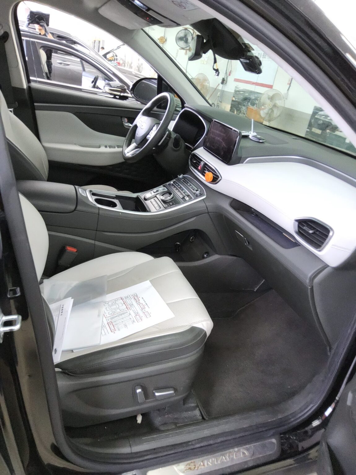 HYUNDAI THE NEW SANTA FE GASOLINE 2.5 2WD CALLIGRAPHY 2023 - zdjęcie 14