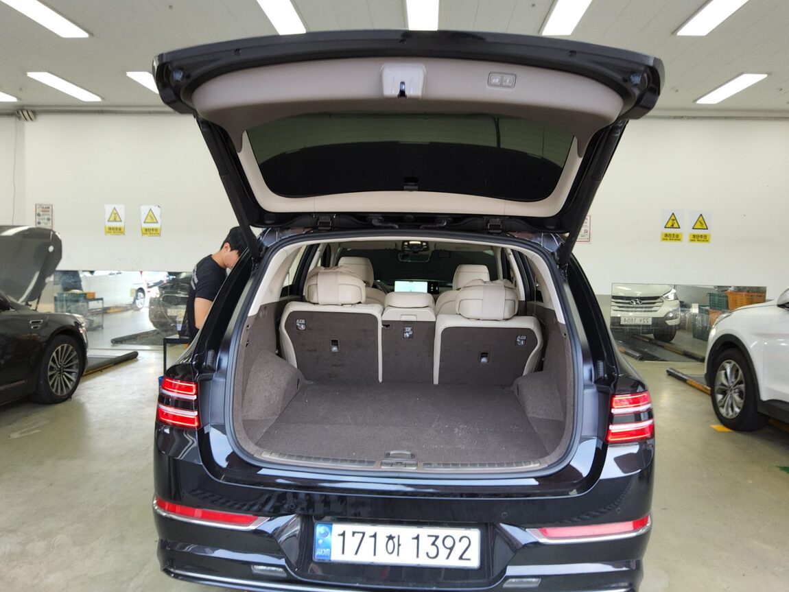 GENESIS GV80 3.0 DIESEL 2WD BASE MODEL 2022 - zdjęcie 15