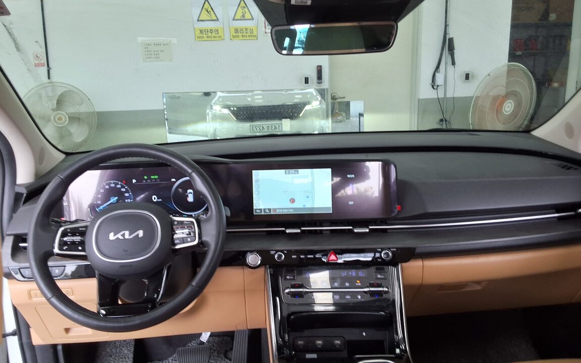 KIA NEW CARNIVAL (KA4) 7-SEATER GASOLINE SIGNATURE 2023 - zdjęcie 11
