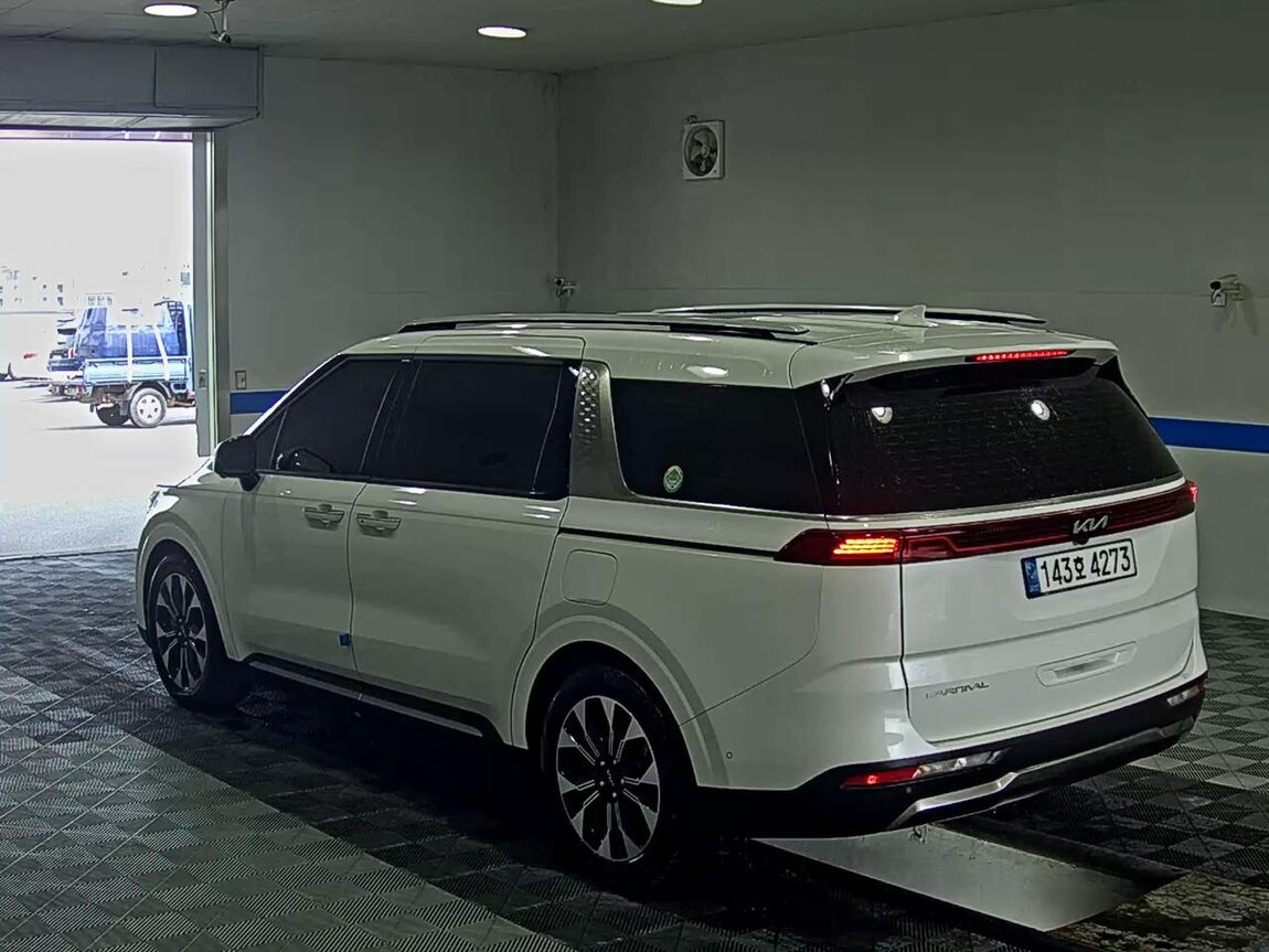 KIA NEW CARNIVAL (KA4) 7-SEATER GASOLINE SIGNATURE 2023 - zdjęcie 6