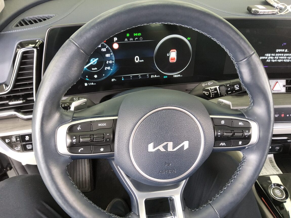 KIA THE ALL NEW SPORTAGE HYBRID 1.6 HEV SIGNATURE 2023 - zdjęcie 17