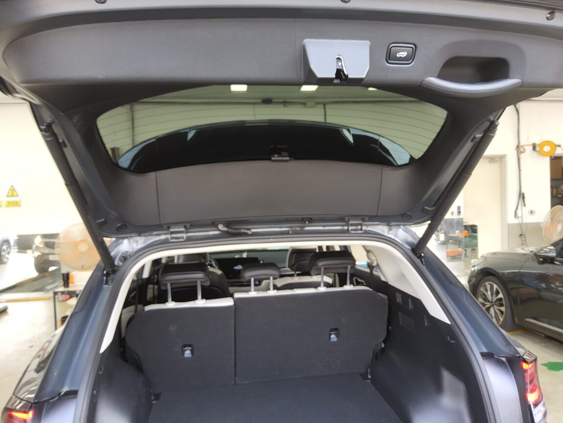 KIA THE ALL NEW SPORTAGE HYBRID 1.6 HEV SIGNATURE 2023 - zdjęcie 15