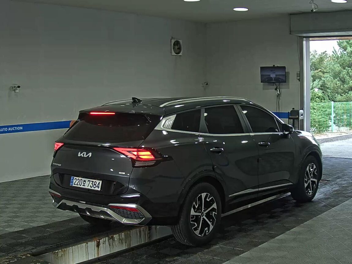 KIA THE ALL NEW SPORTAGE HYBRID 1.6 HEV SIGNATURE 2023 - zdjęcie 5