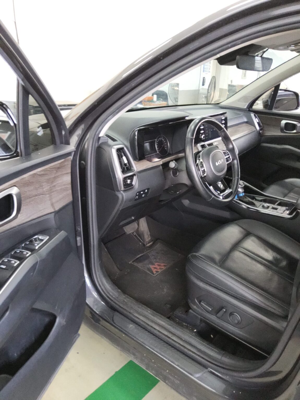 KIA NEW SORENTO (MQ4) 2.2 DIESEL 2WD PRESTIGE 2022 - zdjęcie 10