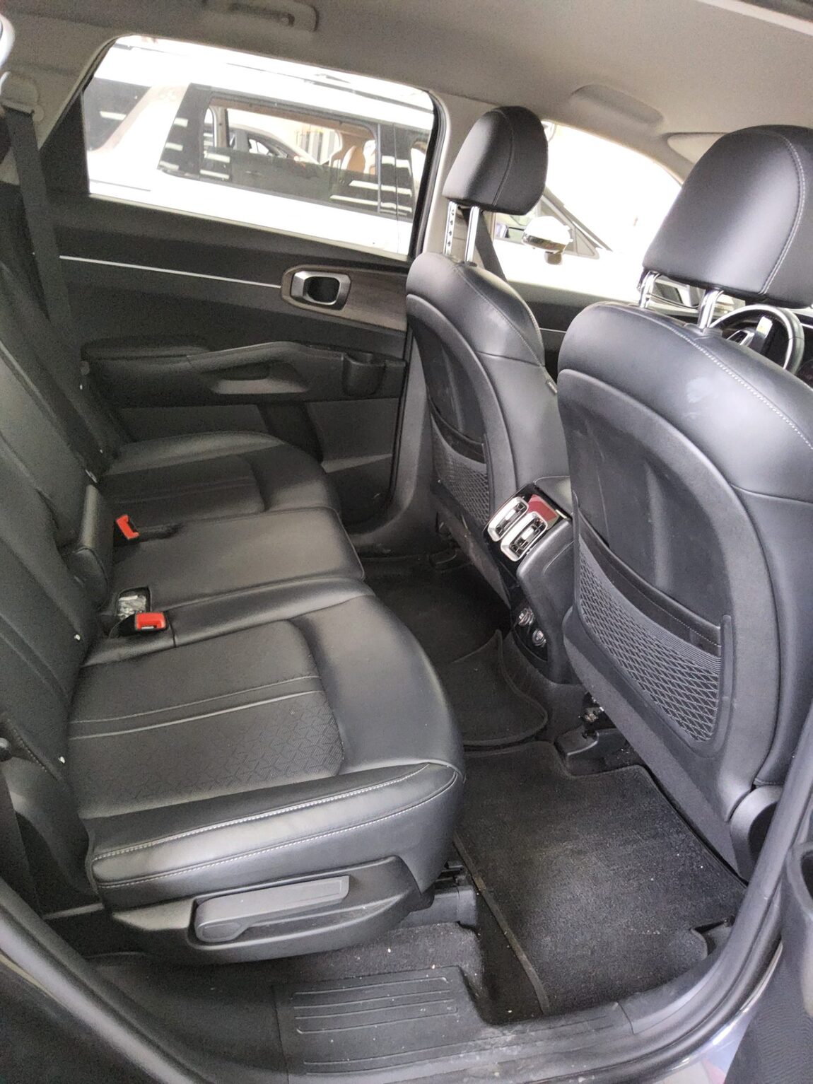 KIA NEW SORENTO (MQ4) 2.2 DIESEL 2WD PRESTIGE 2022 - zdjęcie 13