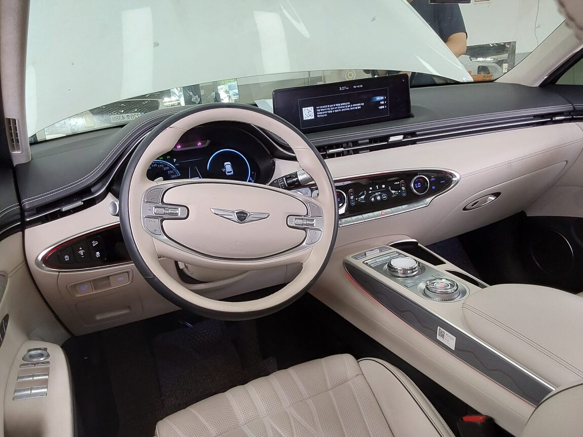 GENESIS GV70 2.5T AWD BASE MODEL 2023 - zdjęcie 11