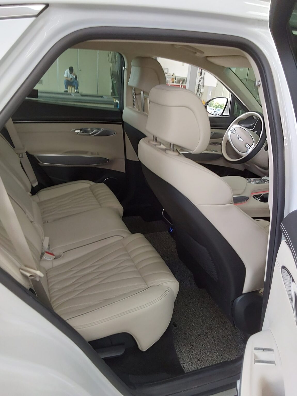 GENESIS GV70 2.5T AWD BASE MODEL 2023 - zdjęcie 13