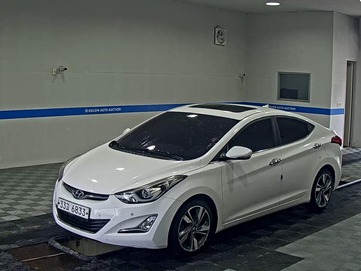 HYUNDAI THE NEW AVANTE MD 1.6 GDi TEN MILLION LIMITED 2016 - zdjęcie 2