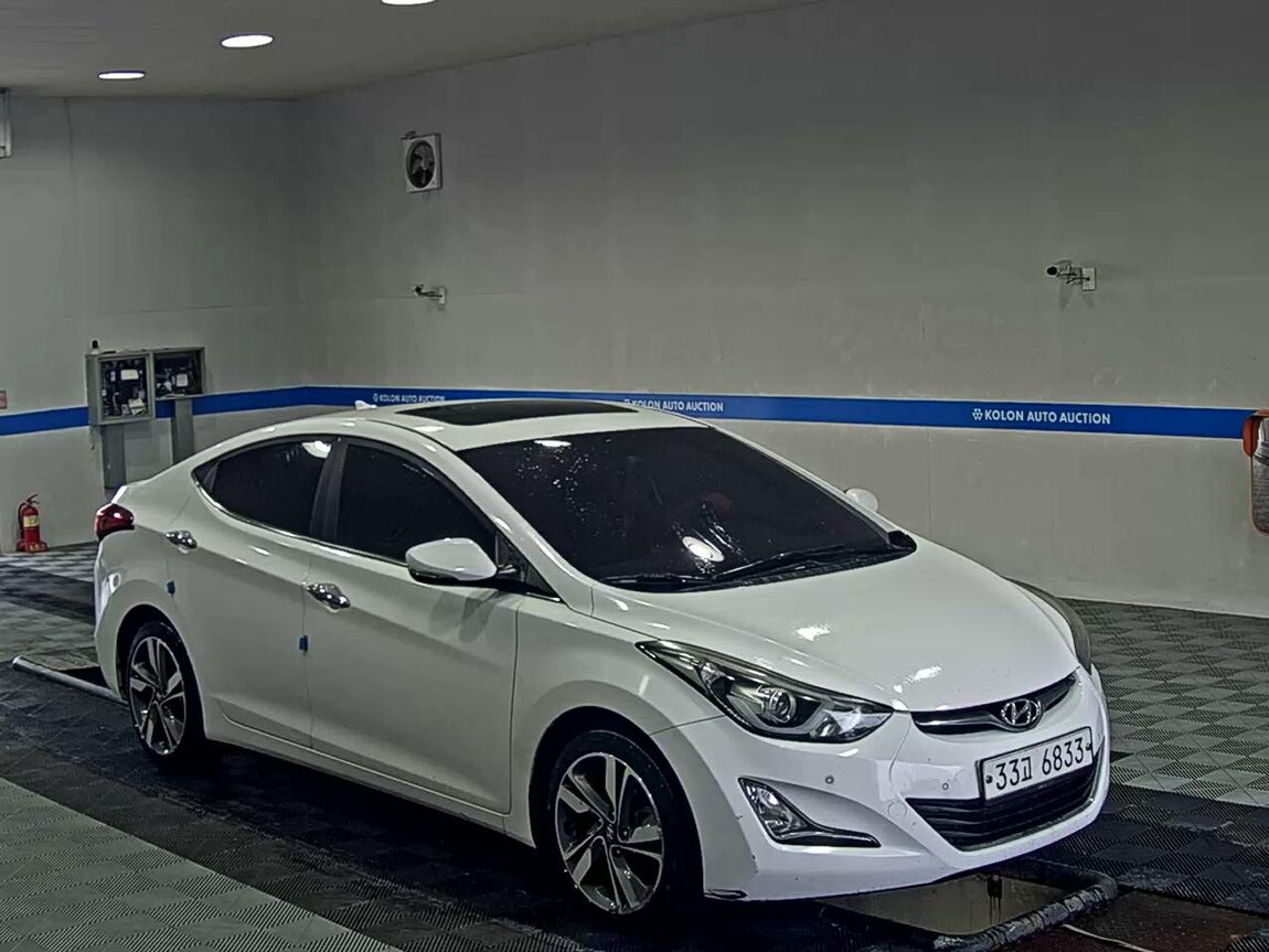 HYUNDAI THE NEW AVANTE MD 1.6 GDi TEN MILLION LIMITED 2016 - zdjęcie 3