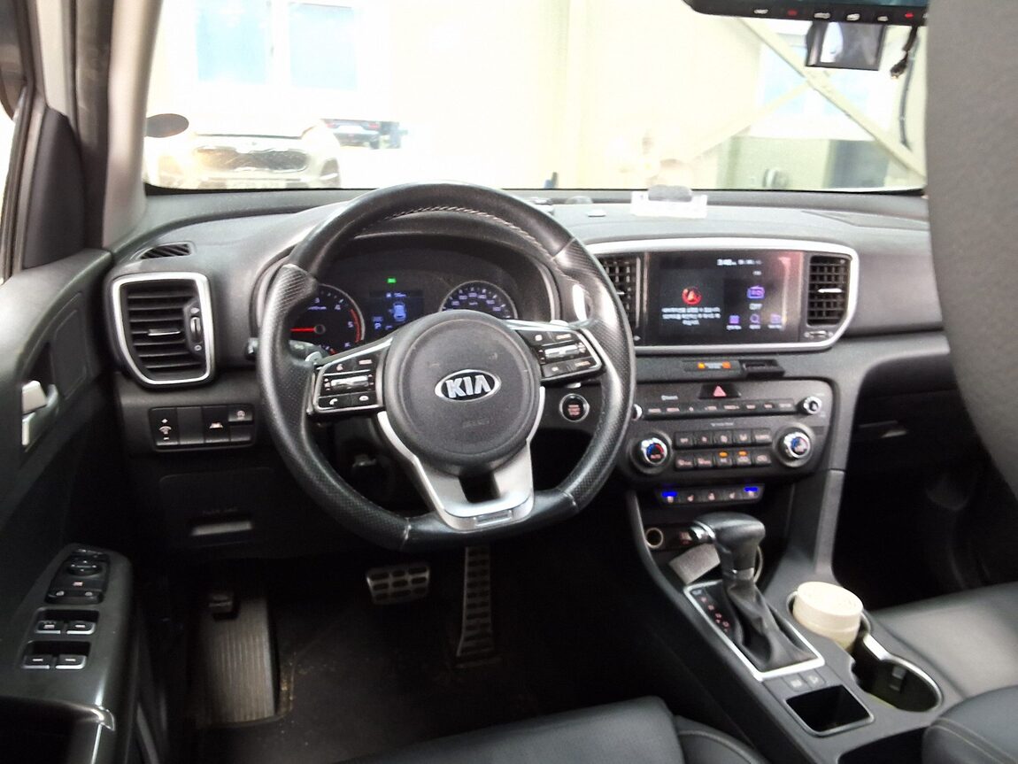 KIA SPORTAGE THE BOLD R2.0 DIESEL 2WD PRESTIGE 2019 - zdjęcie 12