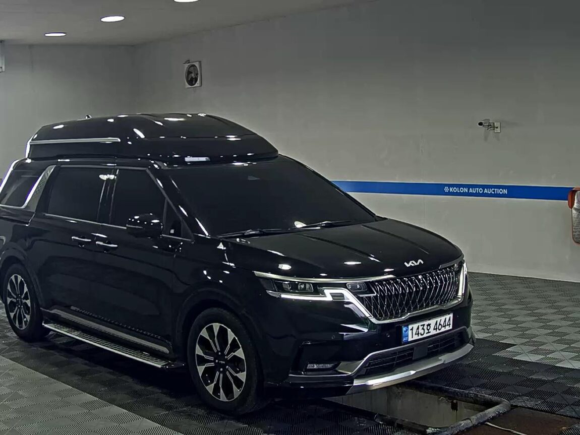 KIA NEW CARNIVAL (KA4) HI-LIMOUSINE 9-SEATER GASOLINE SIGNATURE 2023 - zdjęcie 3