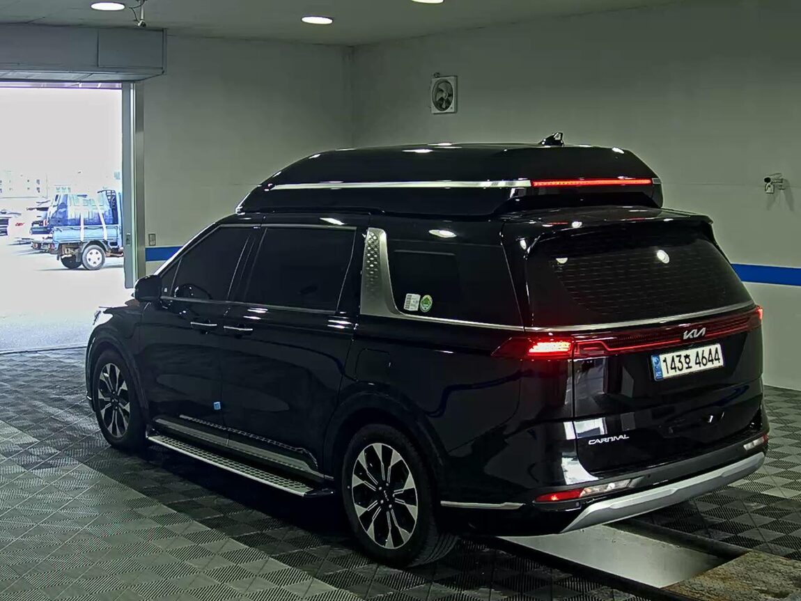 KIA NEW CARNIVAL (KA4) HI-LIMOUSINE 9-SEATER GASOLINE SIGNATURE 2023 - zdjęcie 6