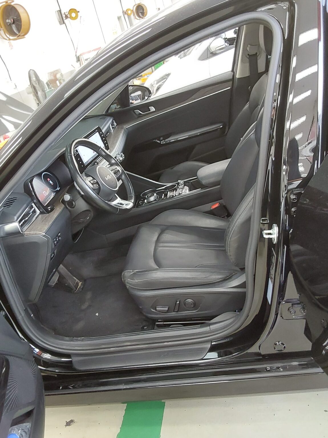KIA NEW K5 (DL3) 2.0 GASOLINE NOBLESSE 2023 - zdjęcie 10