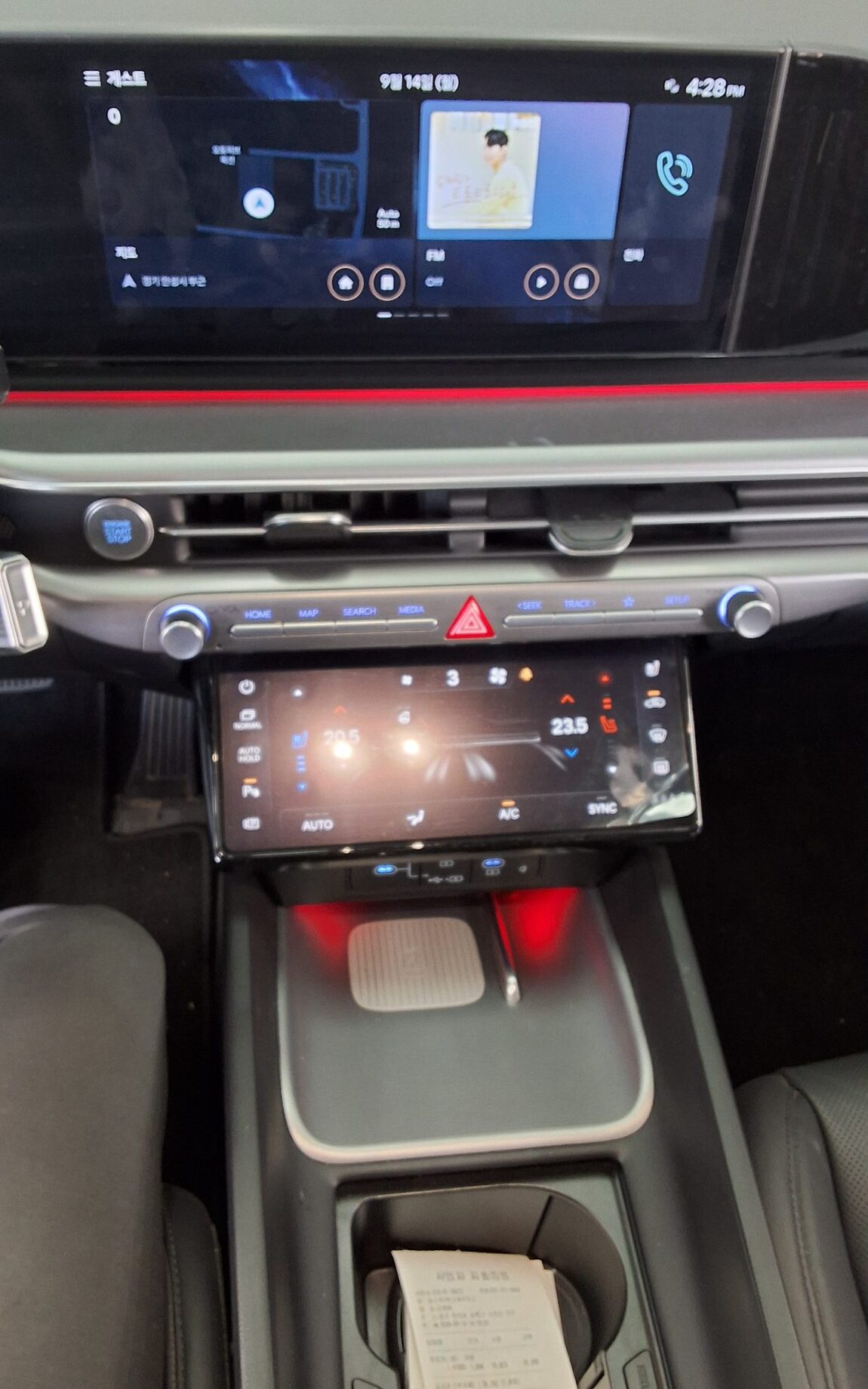 HYUNDAI THE ALL NEW GRANDEUR GASOLINE 2.5 EXCLUSIVE 2024 - zdjęcie 18