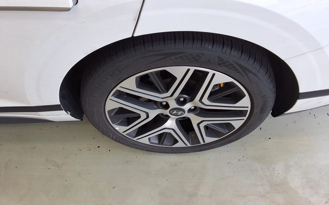 HYUNDAI THE ALL NEW GRANDEUR GASOLINE 2.5 EXCLUSIVE 2024 - zdjęcie 24
