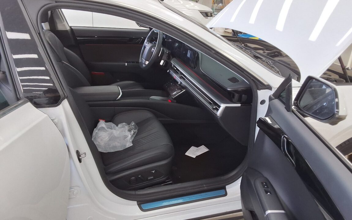 HYUNDAI THE ALL NEW GRANDEUR GASOLINE 2.5 EXCLUSIVE 2024 - zdjęcie 14