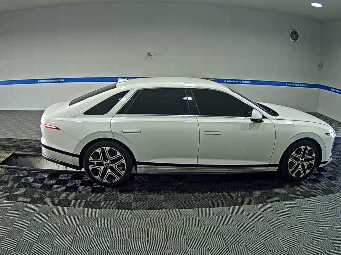 HYUNDAI THE ALL NEW GRANDEUR GASOLINE 2.5 EXCLUSIVE 2024 - zdjęcie 4