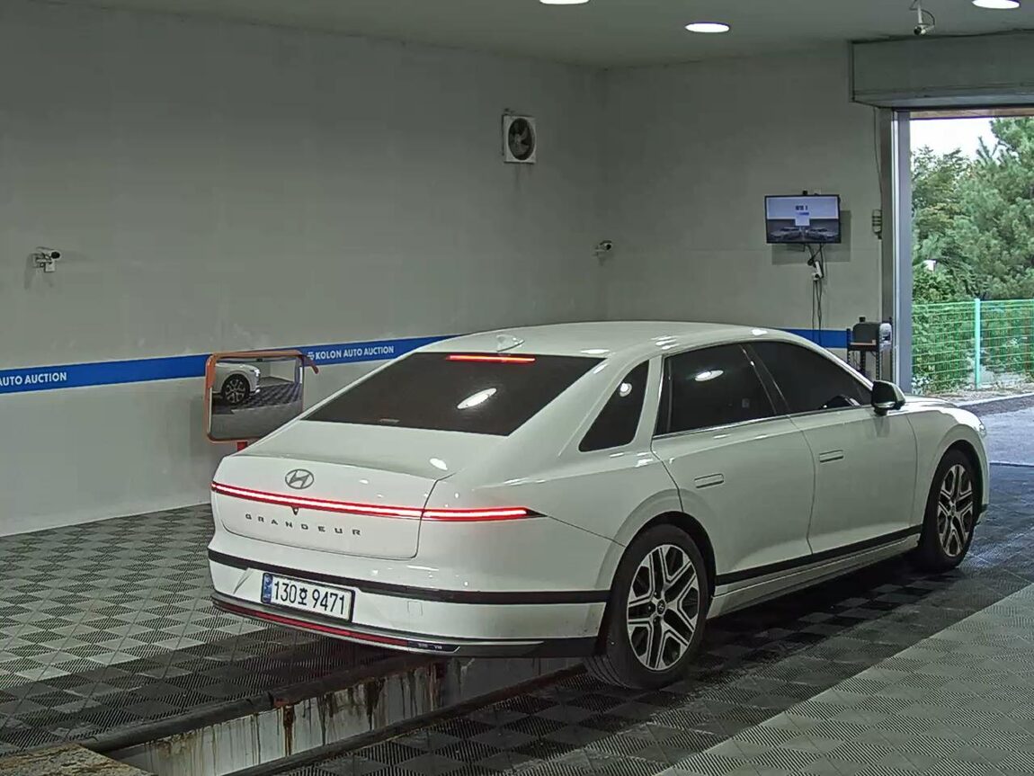 HYUNDAI THE ALL NEW GRANDEUR GASOLINE 2.5 EXCLUSIVE 2024 - zdjęcie 5