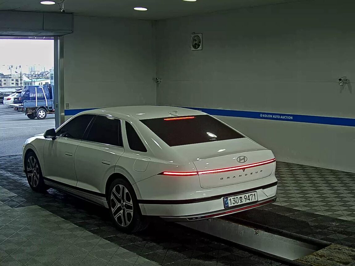 HYUNDAI THE ALL NEW GRANDEUR GASOLINE 2.5 EXCLUSIVE 2024 - zdjęcie 6