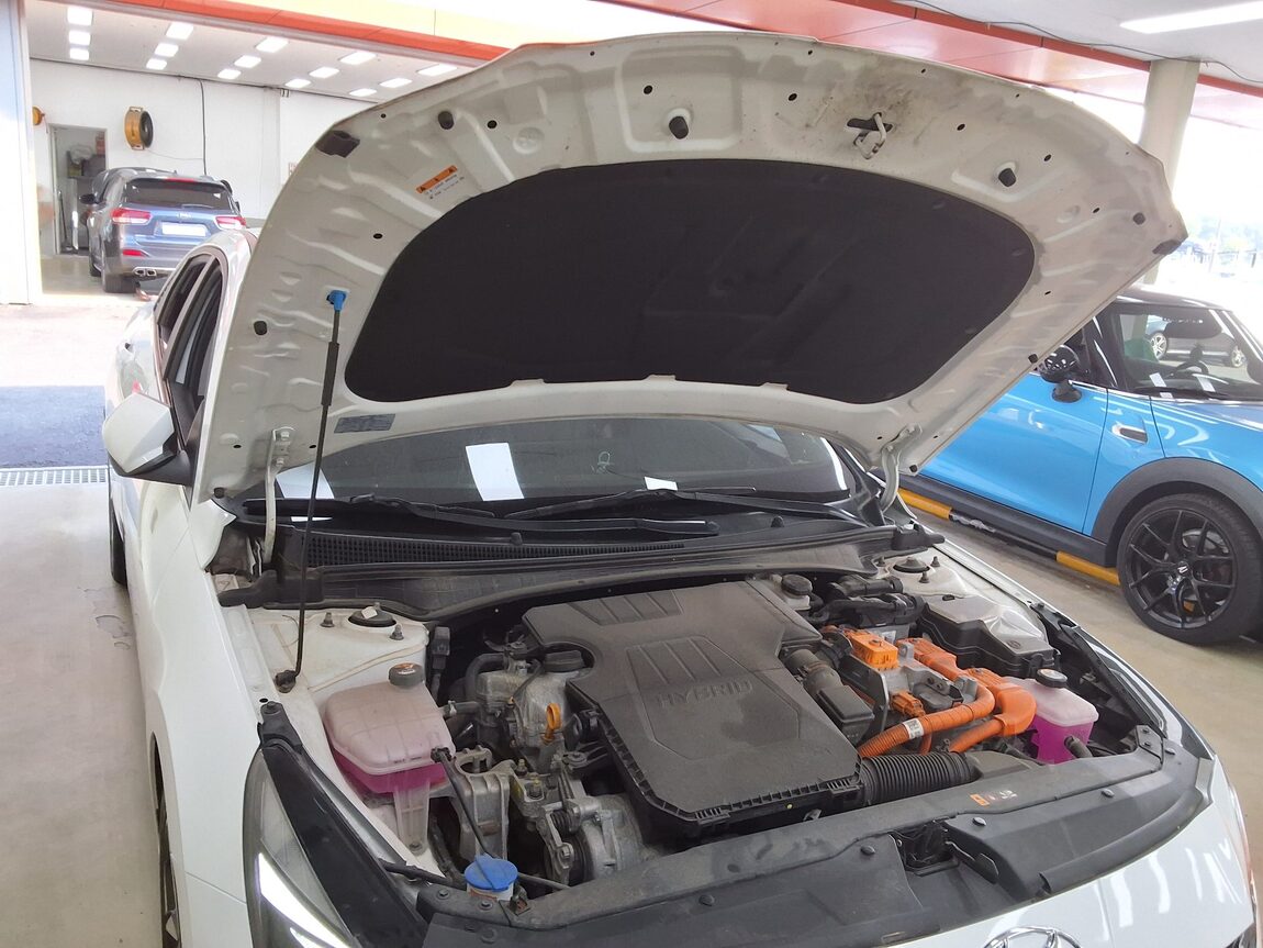HYUNDAI AVANTE HYBRID (CN7) HEV INSPIRATION 2023 - zdjęcie 18