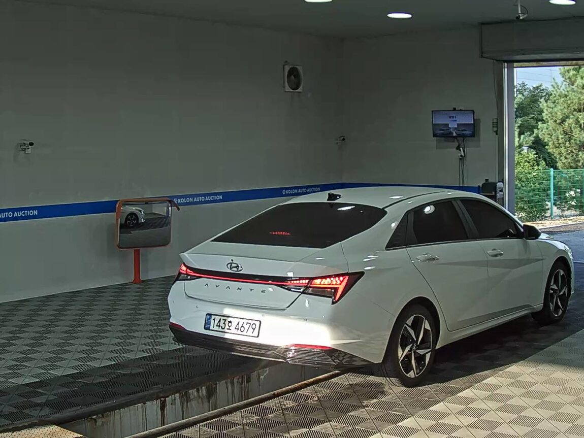 HYUNDAI AVANTE HYBRID (CN7) HEV INSPIRATION 2023 - zdjęcie 5