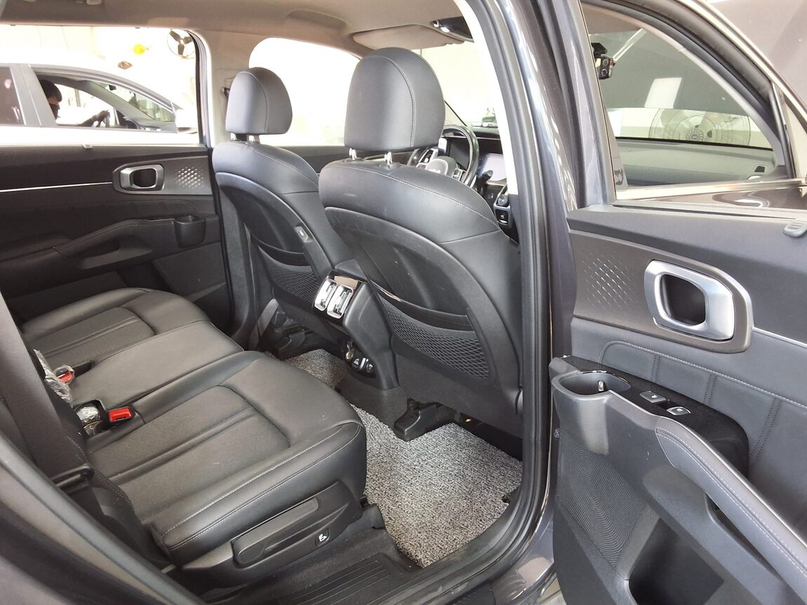 KIA NEW SORENTO (MQ4) 2.2 DIESEL 2WD NOBLESSE 2022 - zdjęcie 14
