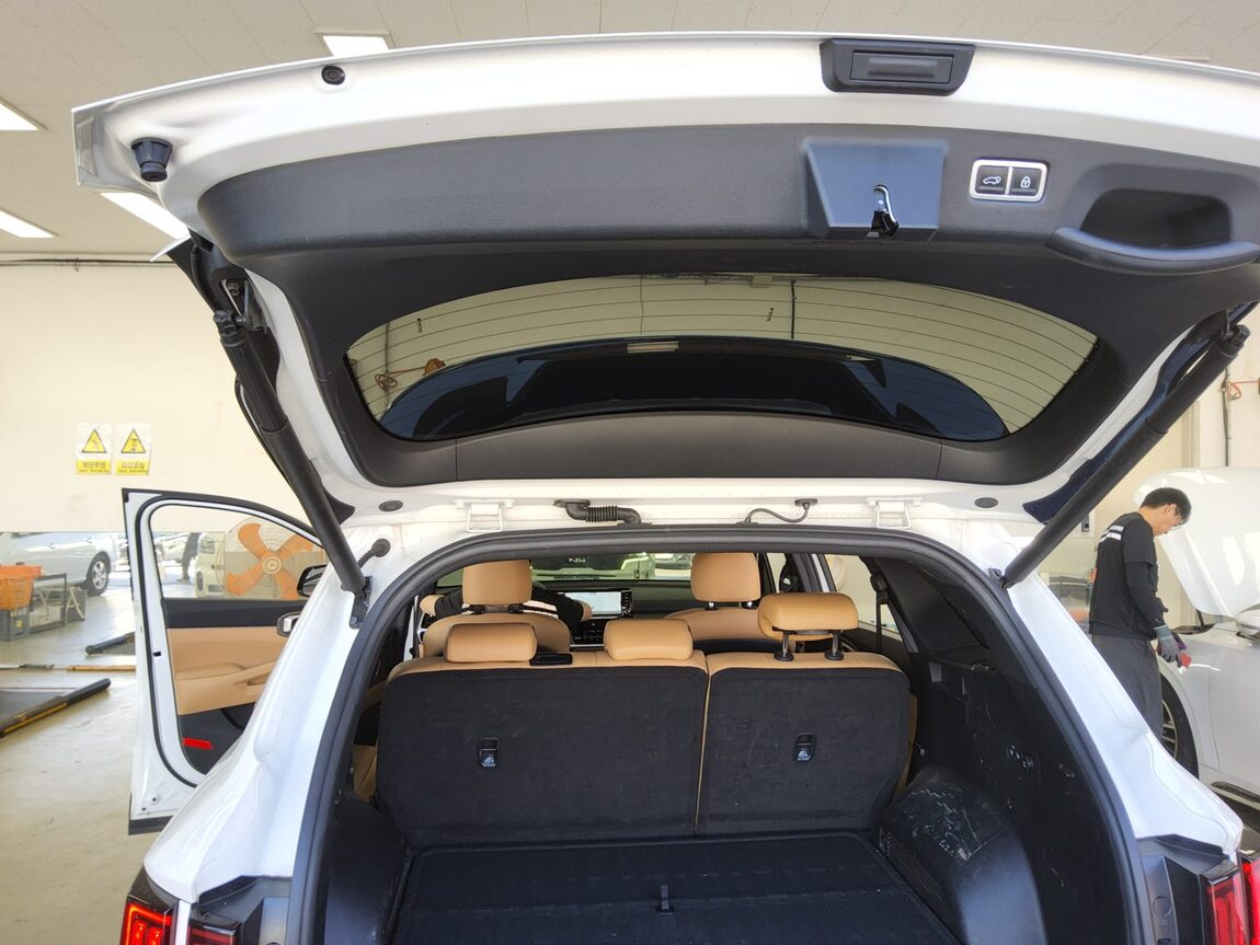 KIA NEW SORENTO (MQ4) 2.2 DIESEL 2WD PRESTIGE 2022 - zdjęcie 15
