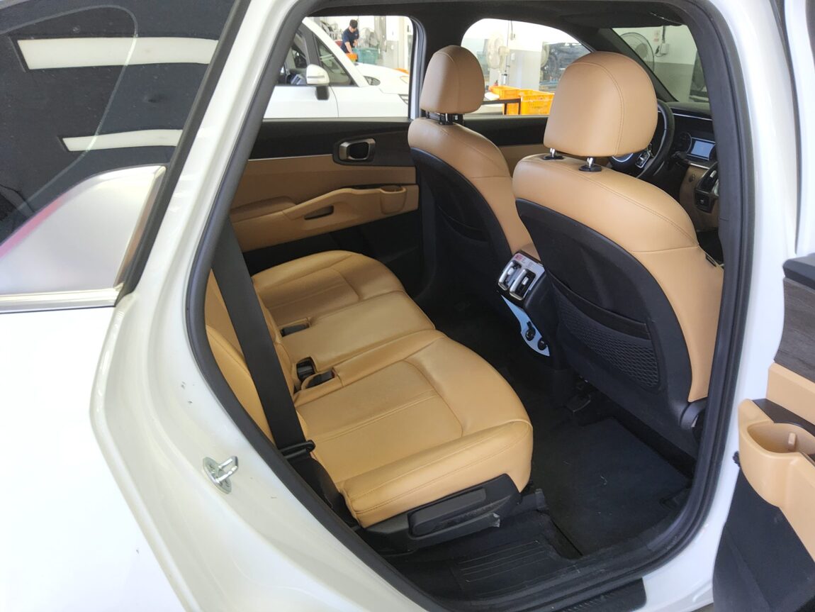 KIA NEW SORENTO (MQ4) 2.2 DIESEL 2WD PRESTIGE 2022 - zdjęcie 13