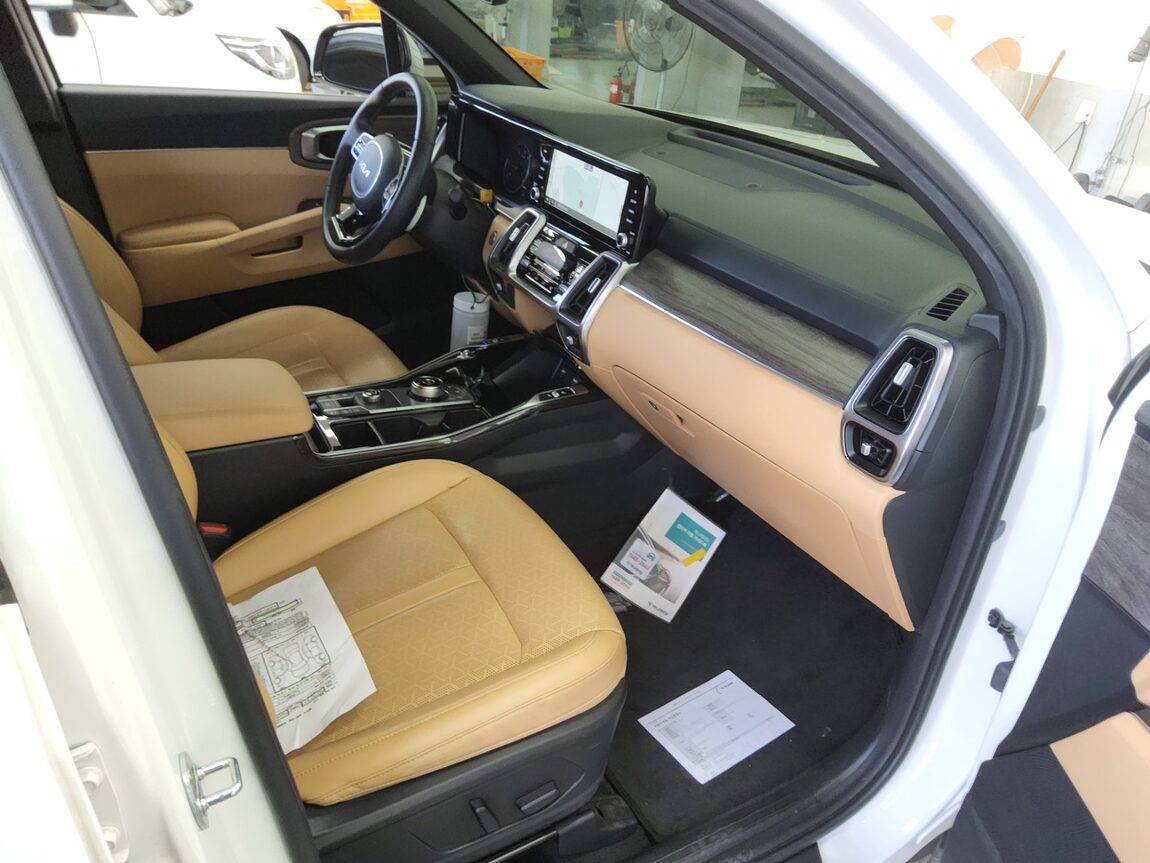 KIA NEW SORENTO (MQ4) 2.2 DIESEL 2WD PRESTIGE 2022 - zdjęcie 14