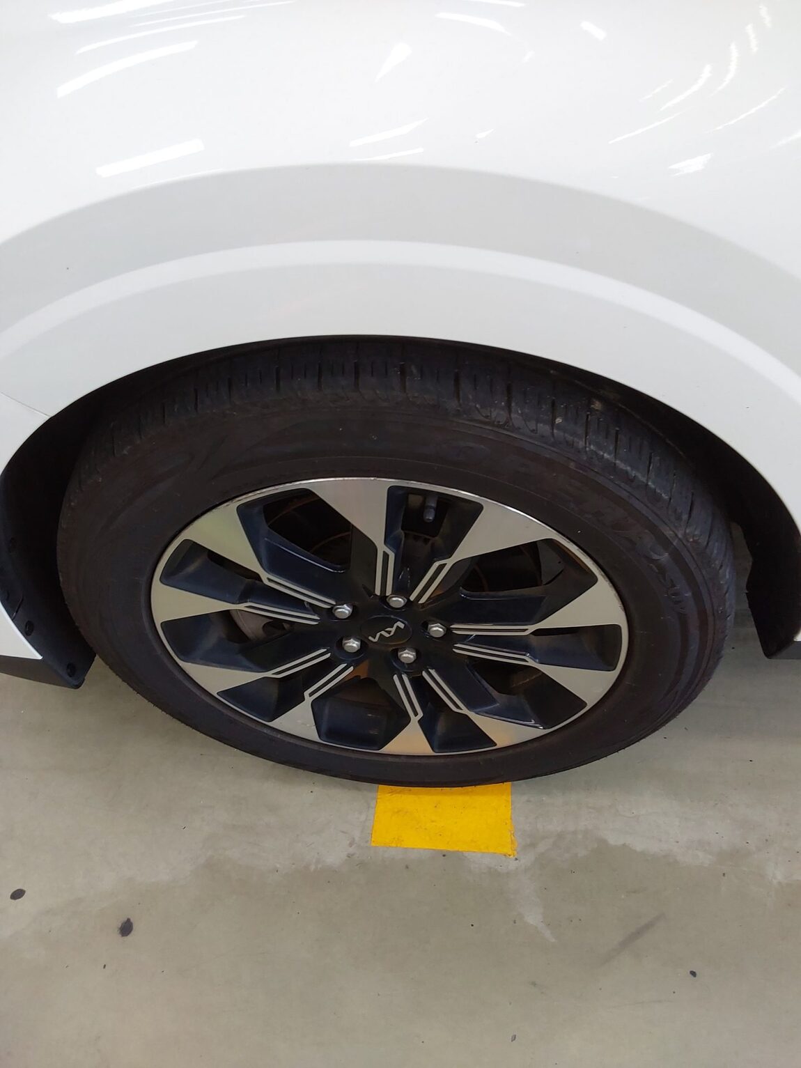 KIA NEW CARNIVAL (KA4) 9-SEATER GASOLINE SIGNATURE 2023 - zdjęcie 19