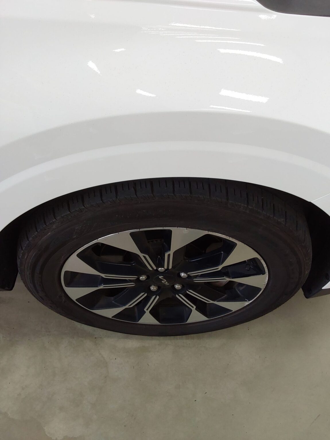 KIA NEW CARNIVAL (KA4) 9-SEATER GASOLINE SIGNATURE 2023 - zdjęcie 21