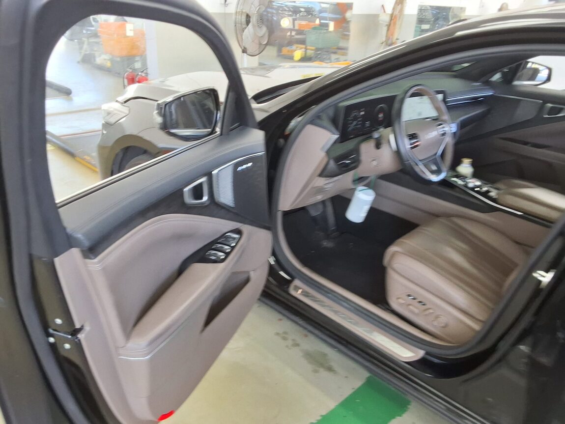 KIA K8 HYBRID HEV NOBLESSE 2022 - zdjęcie 10