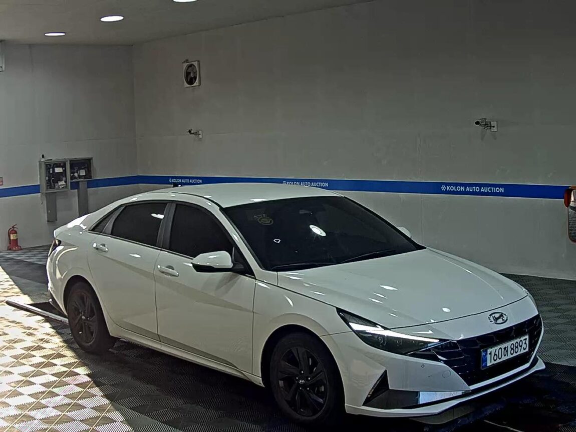 HYUNDAI AVANTE (CN7) 1.6 GASOLINE INSPIRATION 2022 - zdjęcie 3