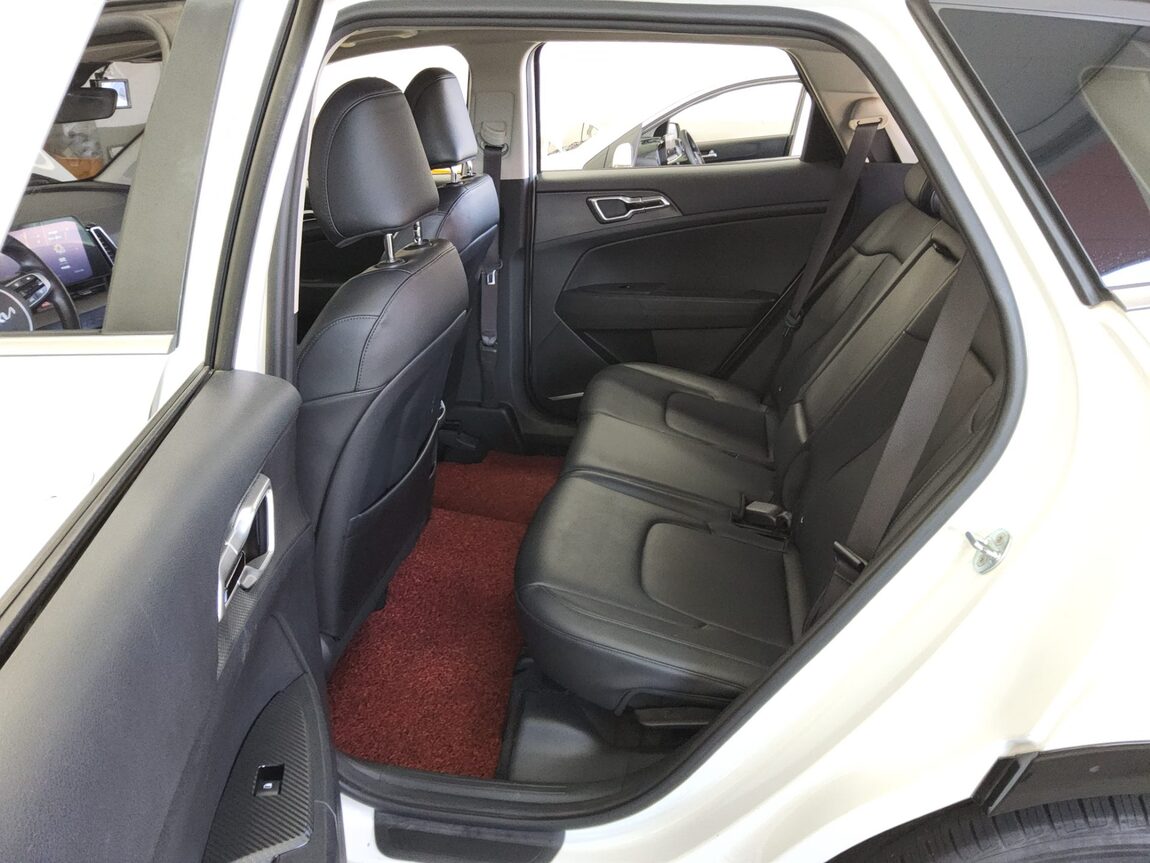 KIA THE ALL NEW SPORTAGE 2.0 DIESEL 2WD PRESTIGE 2022 - zdjęcie 12