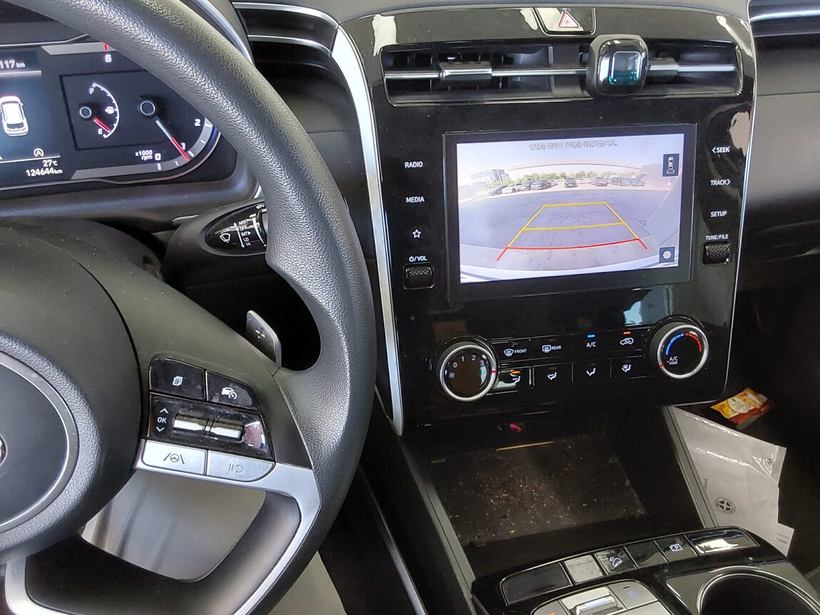 HYUNDAI THE ALL NEW TUCSON 2.0 DIESEL AWD MODERN 2023 - zdjęcie 17
