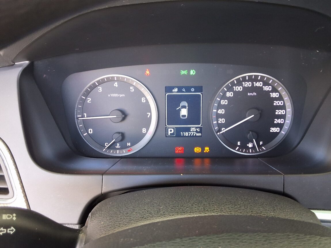 HYUNDAI LF SONATA LPi RENTAL CAR SMART 2015 - zdjęcie 9