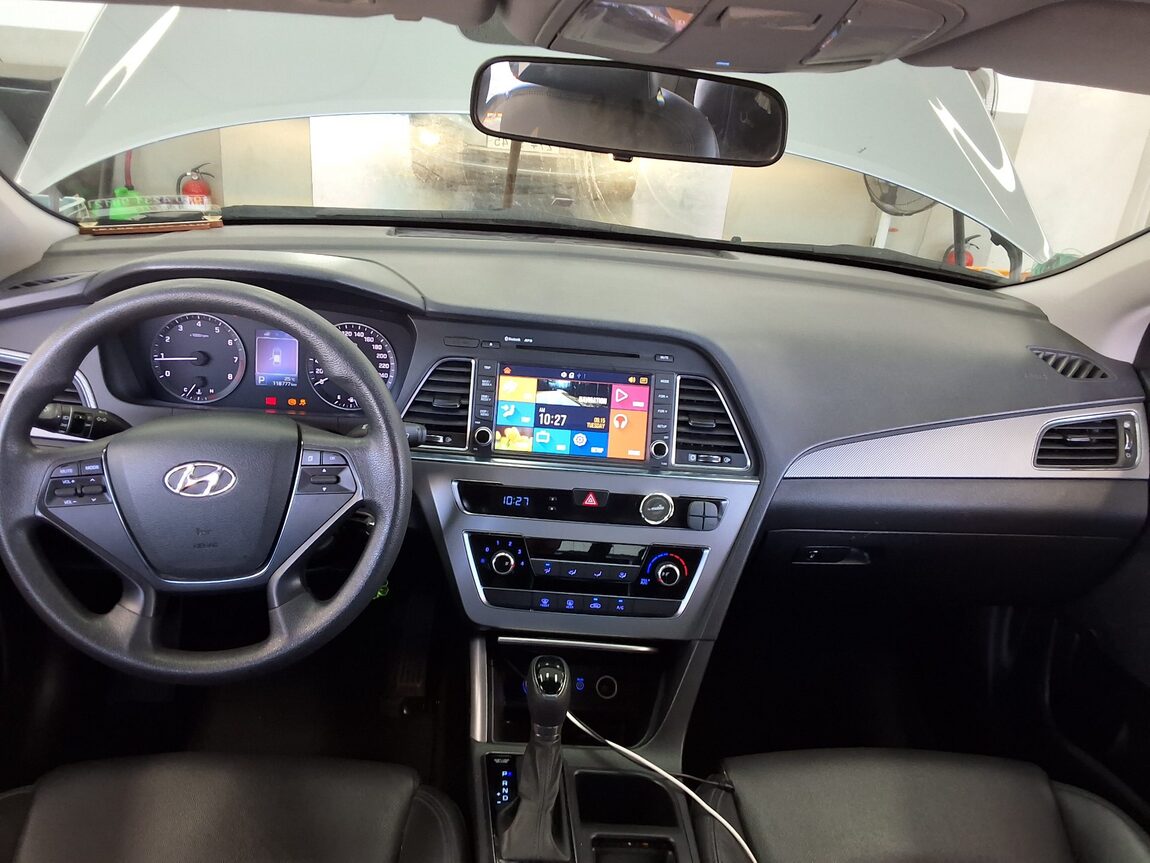 HYUNDAI LF SONATA LPi RENTAL CAR SMART 2015 - zdjęcie 11