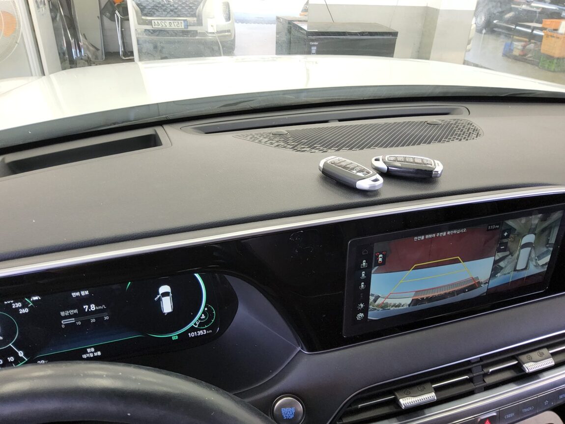 HYUNDAI PALISADE 3.8 GASOLINE AWD VIP 2022 - zdjęcie 17