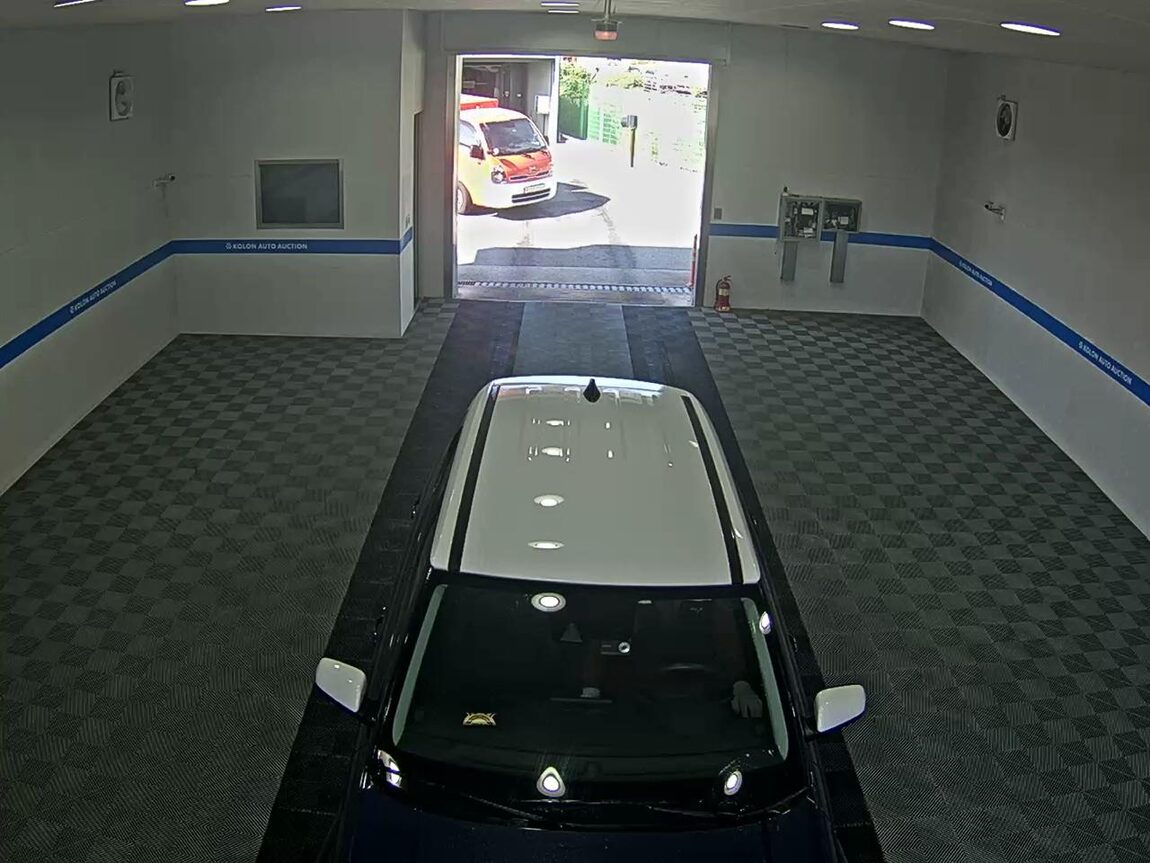 HYUNDAI VENUE 1.6 GASOLINE MODERN 2020 - zdjęcie 7