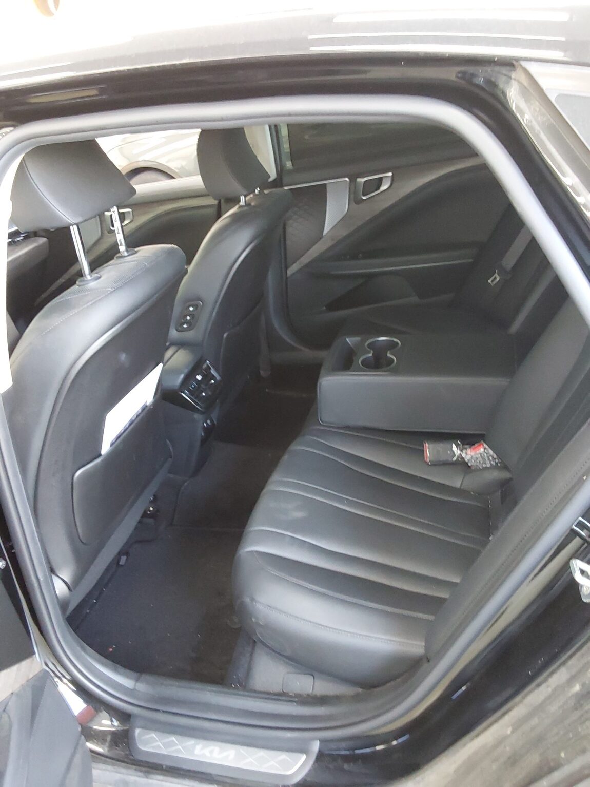 KIA K8 2.5 GDI NOBLESSE 2023 - zdjęcie 12
